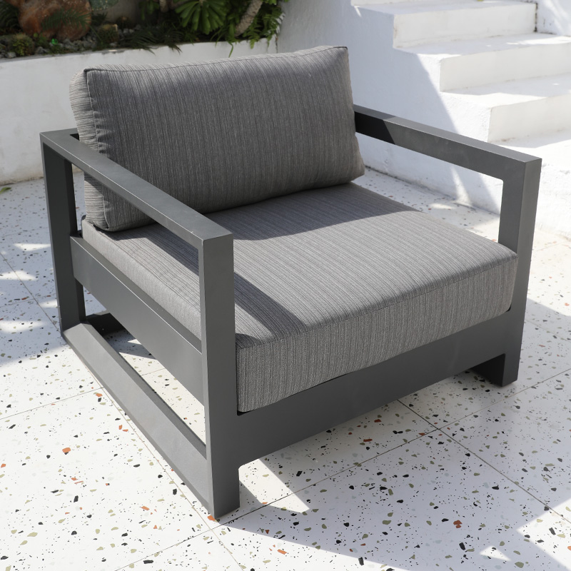 Luxe aluminium loungesets voor - Outdoor Furniture Quality recensie en prijs